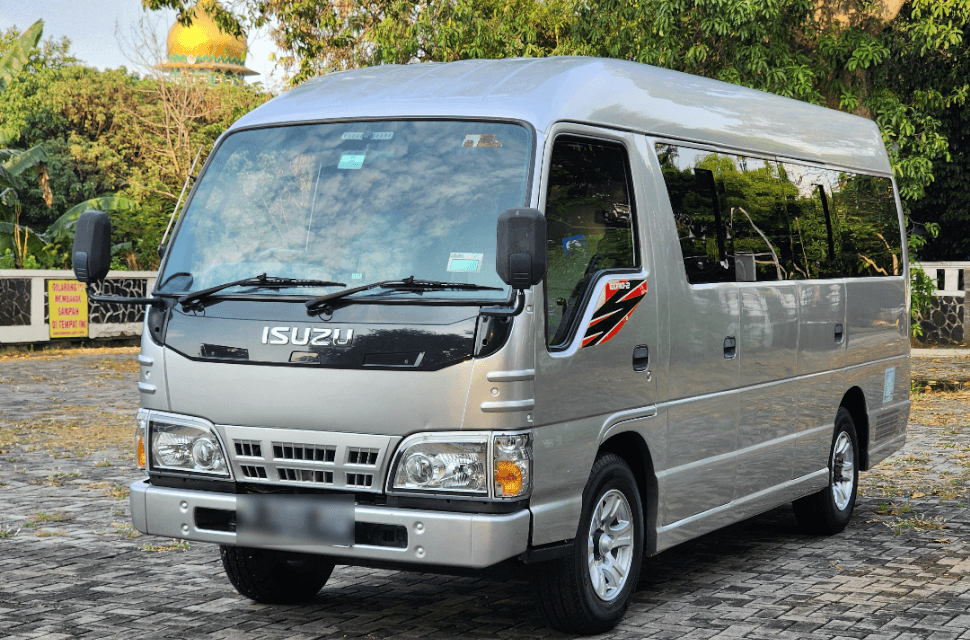 Elf Long 19 Seat
